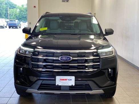 New 2026 Ford Explorer Active w/ Active Comfort Package AWD/4WD image 3