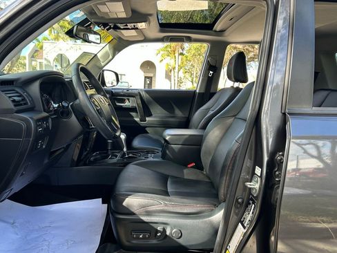 Used 2022 Toyota 4Runner TRD Off-Road Premium w/ Moonroof Package image 15