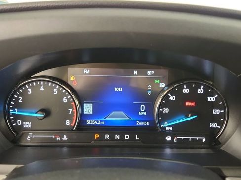 Used 2022 Ford Explorer XLT w/ Equipment Group 202A image 13