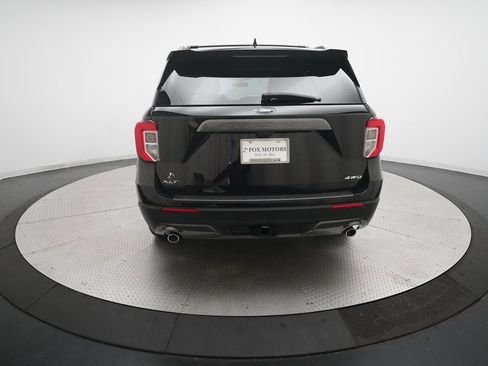 Used 2022 Ford Explorer XLT w/ Equipment Group 202A image 26