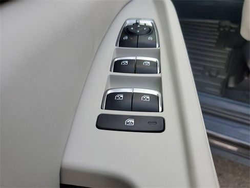 New 2026 Kia Carnival SX w/ SX Dark Edition Package image 21