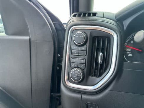 Used 2021 Chevrolet Silverado 1500 LT Trail Boss w/ Convenience Package II AWD/4WD image 13