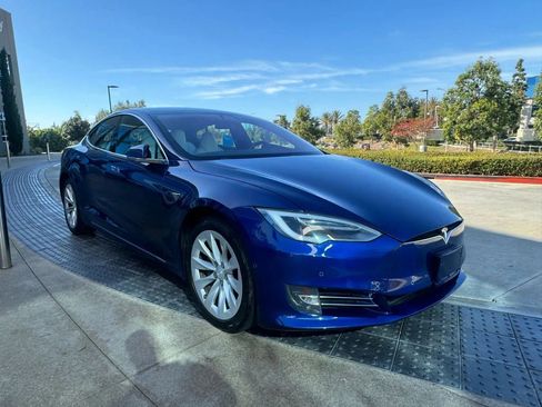 Used 2017 Tesla Model S 100D image 3