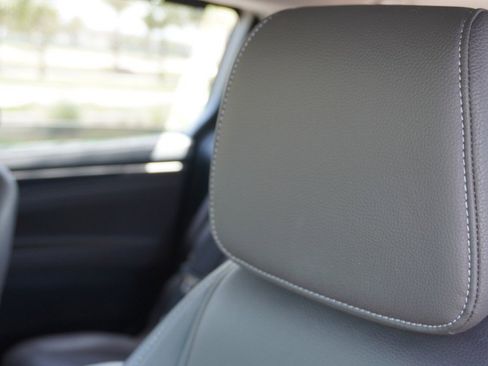 Used 2021 Honda Odyssey EX-L image 25