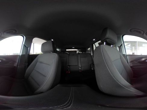 Used 2024 GMC Terrain SLE FWD image 43