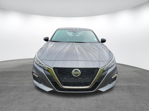 Used 2022 Nissan Altima 2.5 SR FWD image 2