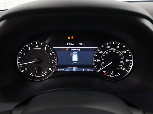 Used 2024 Nissan Armada SL w/ Midnight Edition Package image 18