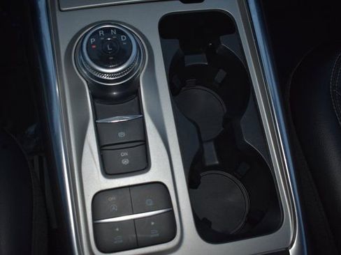 Used 2024 Ford Explorer Limited image 33