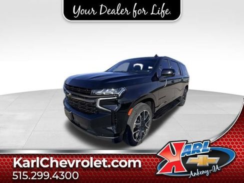 Used 2022 Chevrolet Suburban RST w/ Luxury Package image 1