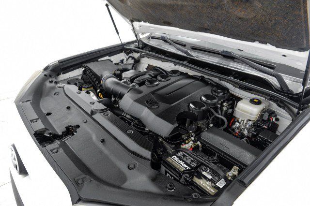 Used 2020 Toyota 4Runner TRD Off-Road AWD/4WD image 52