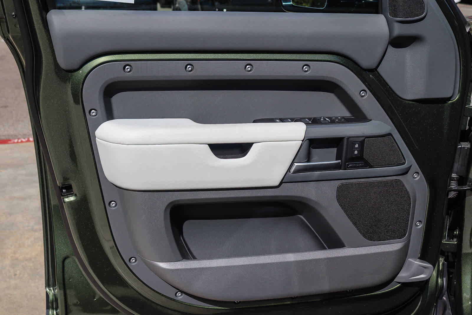 New 2026 Land Rover Defender 110 S AWD/4WD image 20