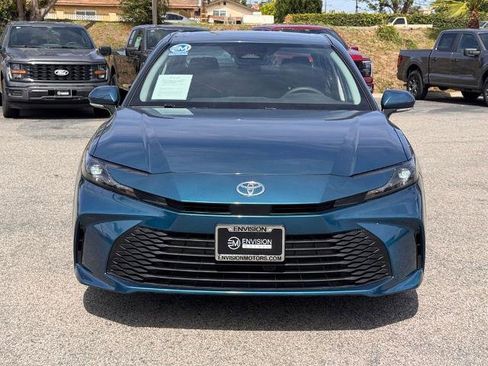 Used 2025 Toyota Camry LE w/ Convenience Package FWD image 6