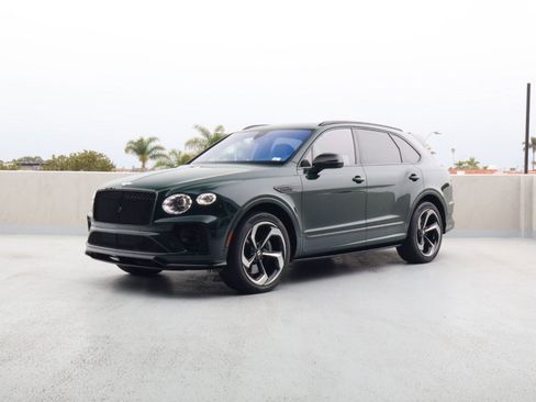 Used 2022 Bentley Bentayga AWD/4WD image 8