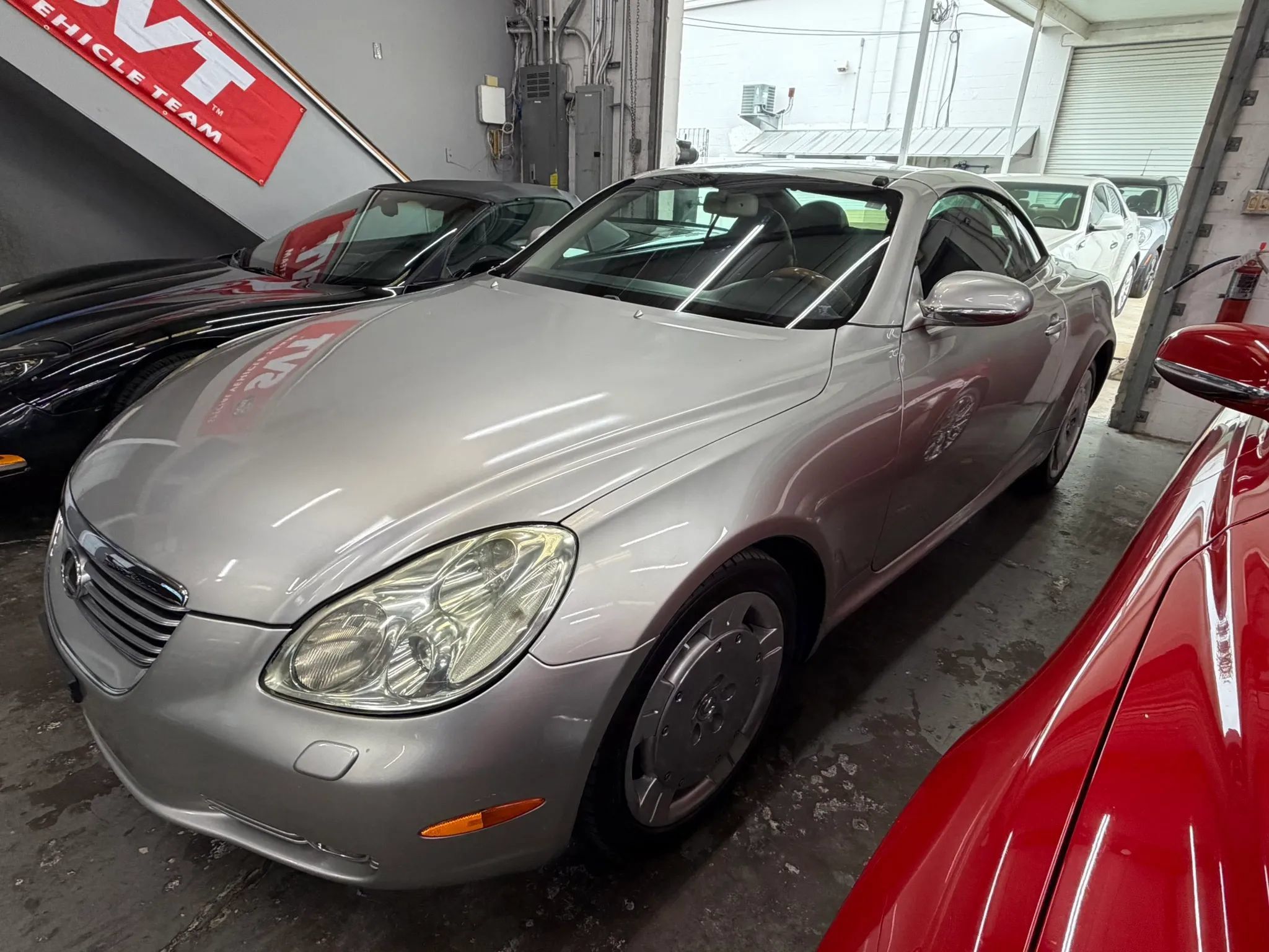 Used 2002 Lexus SC 430 Convertible RWD image 3