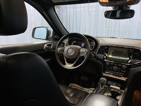 Used 2019 Jeep Grand Cherokee Limited w/ Luxury Group II image 42