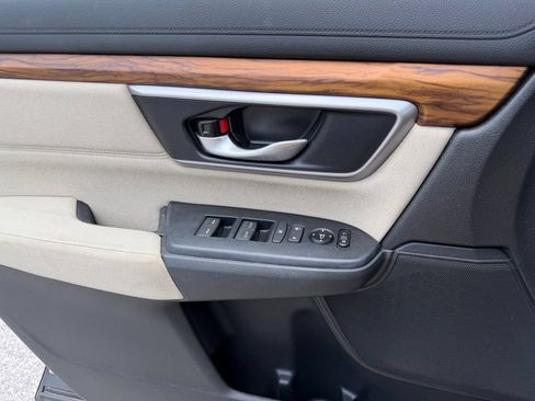 Used 2018 Honda CR-V EX image 32