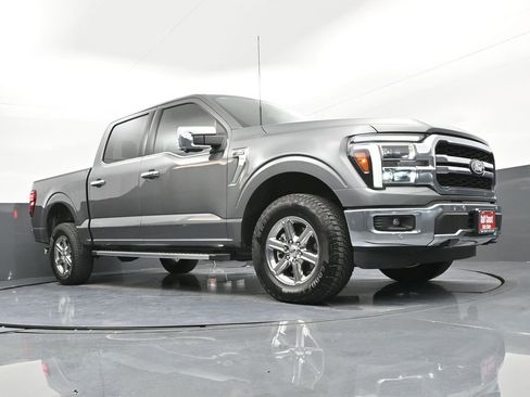 Used 2025 Ford F150 Lariat w/ FX4 Off-Road Package image 33