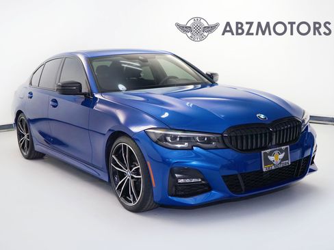 Used 2022 BMW 330i Sedan w/ M Sport Package image 1