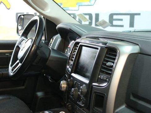 Used 2016 RAM 1500 Sport image 12