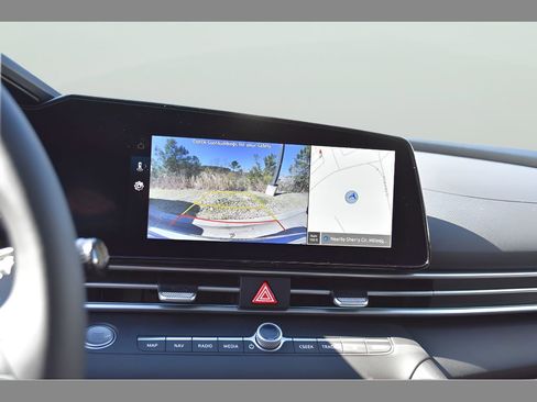 New 2026 Hyundai Elantra Limited FWD image 25