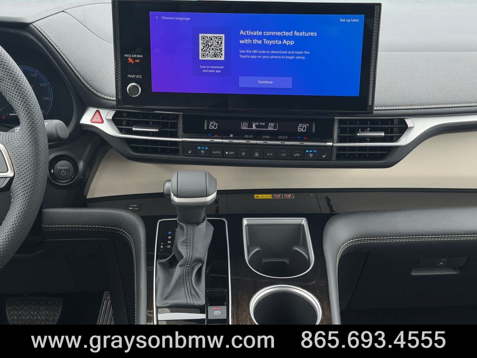 Used 2026 Toyota Sienna Limited AWD/4WD image 24