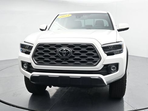 Used 2023 Toyota Tacoma TRD Off-Road w/ Advanced Technology Package AWD/4WD image 3