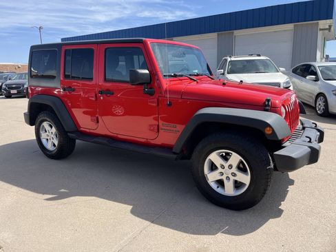 Used 2015 Jeep Wrangler Unlimited Sport w/ Quick Order Package 24S image 2