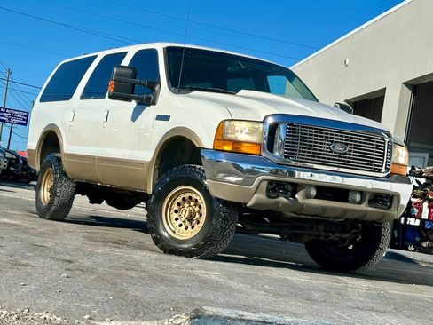 Used 2000 Ford Excursion Limited AWD/4WD image 19