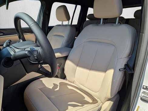 New 2026 Jeep Grand Cherokee Limited AWD/4WD image 4