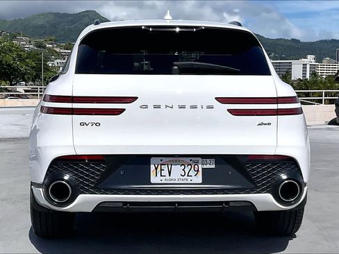Used 2023 Genesis GV70 2.5T w/ Sport Prestige Package AWD/4WD image 5