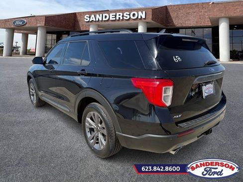 Certified 2023 Ford Explorer XLT w/ Equipment Group 202A image 5