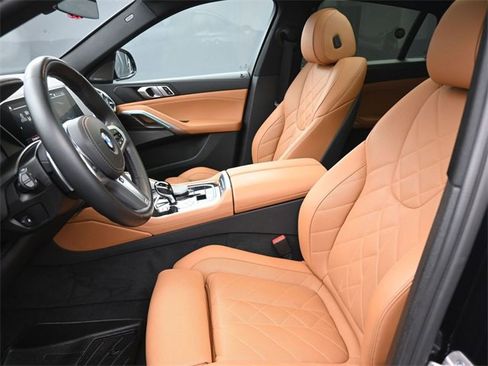 Used 2023 BMW X6 xDrive40i w/ M Sport Package image 33
