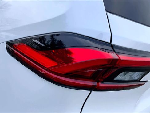 Used 2024 Toyota Grand Highlander XLE image 29