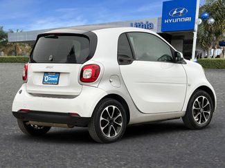 Used 2016 smart fortwo passion video 2