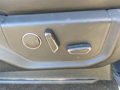 Used 2017 Ford F450 Lariat w/ Lariat Value Package image 20