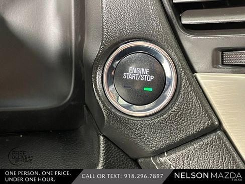 Used 2018 GMC Yukon Denali w/ Denali Ultimate Package image 33