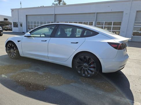 Used 2023 Tesla Model 3 Performance image 10