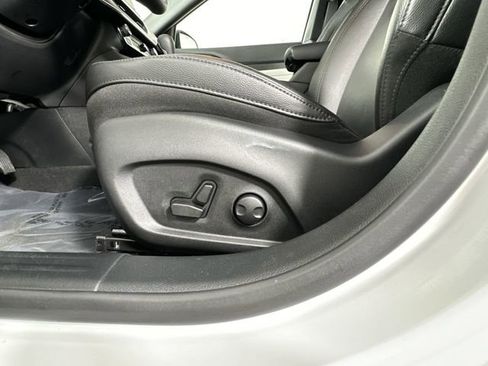 Used 2024 Jeep Compass Limited image 21