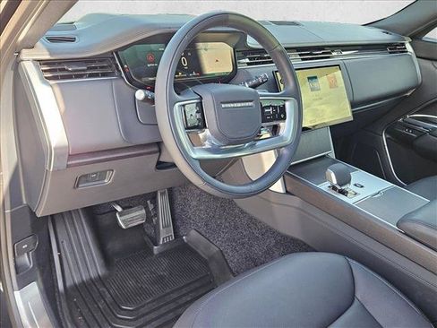 Used 2026 Land Rover Range Rover Long Wheelbase SE AWD/4WD image 10