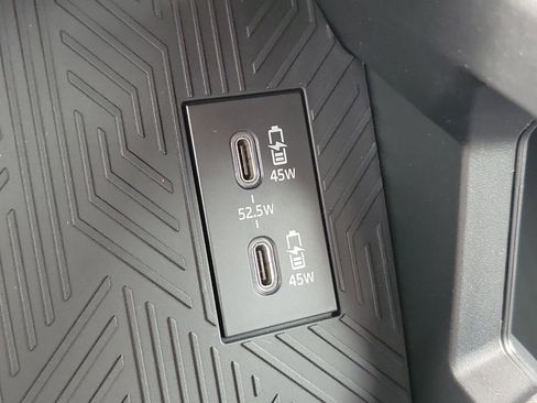 New 2025 Toyota Tacoma SR5 image 31