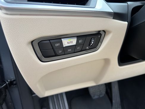 Certified 2024 BMW 430i Convertible w/ Premium Package RWD image 37