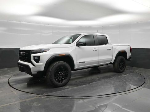 New 2026 GMC Canyon Elevation AWD/4WD image 4