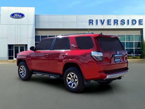 Used 2021 Toyota 4Runner TRD Off-Road image 4