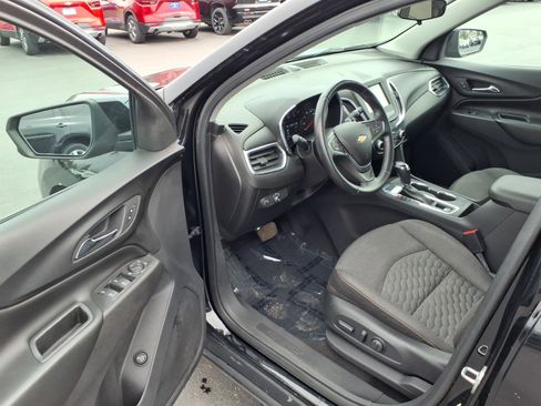 Used 2018 Chevrolet Equinox LT image 10