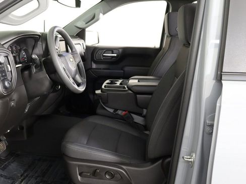 Used 2024 Chevrolet Silverado 1500 Custom AWD/4WD image 25