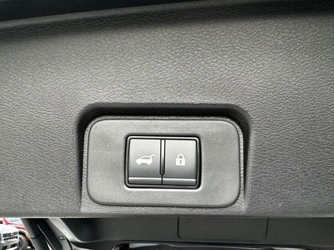 New 2026 Nissan Rogue SV image 14