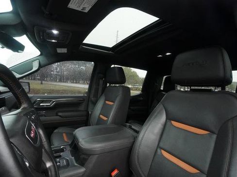 Used 2023 GMC Sierra 1500 AT4 w/ Technology Package image 27