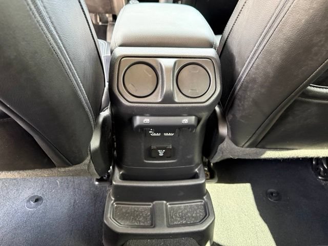 Used 2023 Jeep Wrangler Unlimited Sahara AWD/4WD image 29