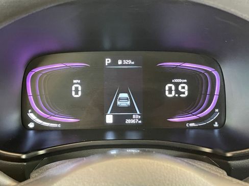 Used 2025 Kia Soul LX w/ LX Technology Package FWD image 38