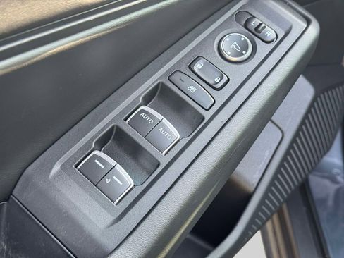 Used 2025 Honda Accord SE image 16